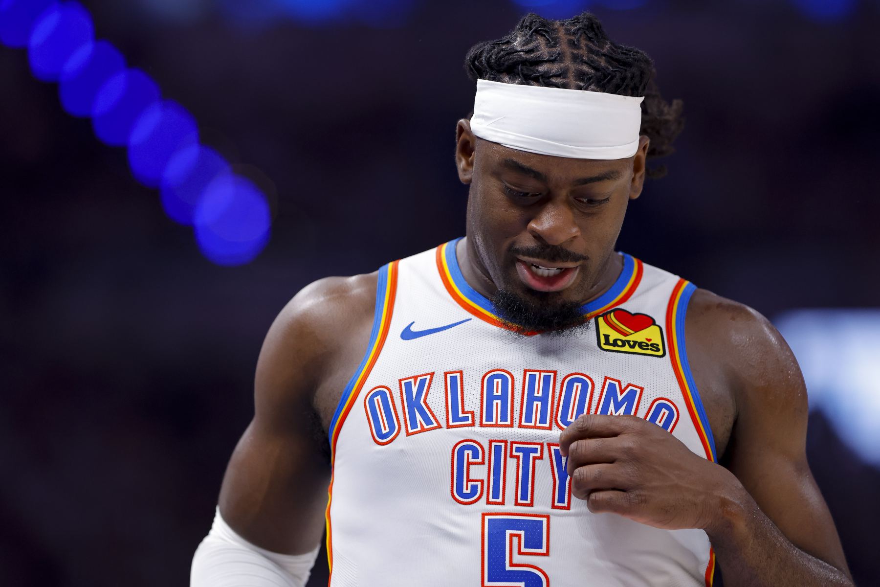 明日雷霆战背靠背黄蜂受伤病：多尔特升级为出战成疑，5人缺席