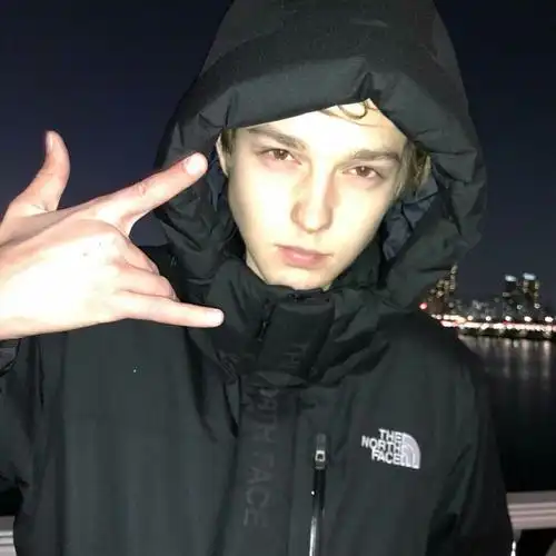 6686体育平台铜牌作者Skye