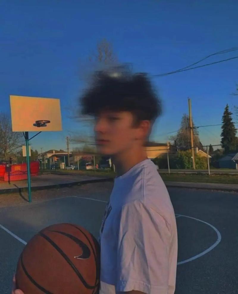 6686体育平台钻石作者Hazel