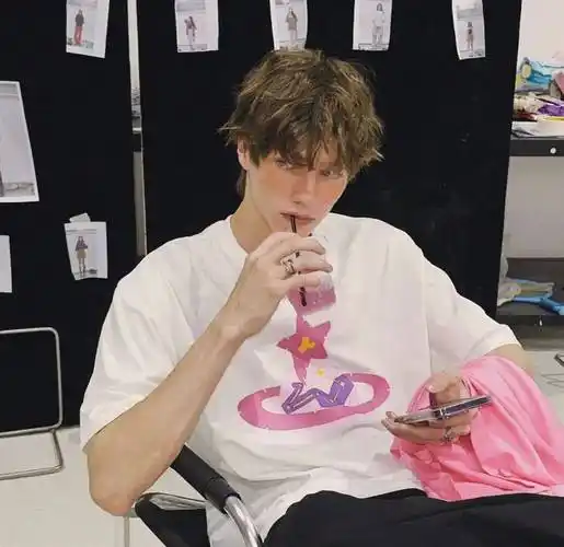 6686体育平台高级作者花落半歌