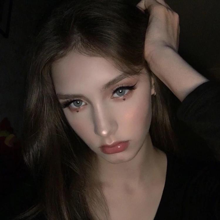 6686体育平台高级作者Alexander