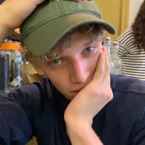 6686体育平台合作伙伴Frank