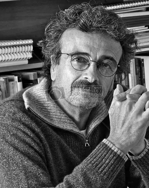 6686体育平台初级作者Gordon