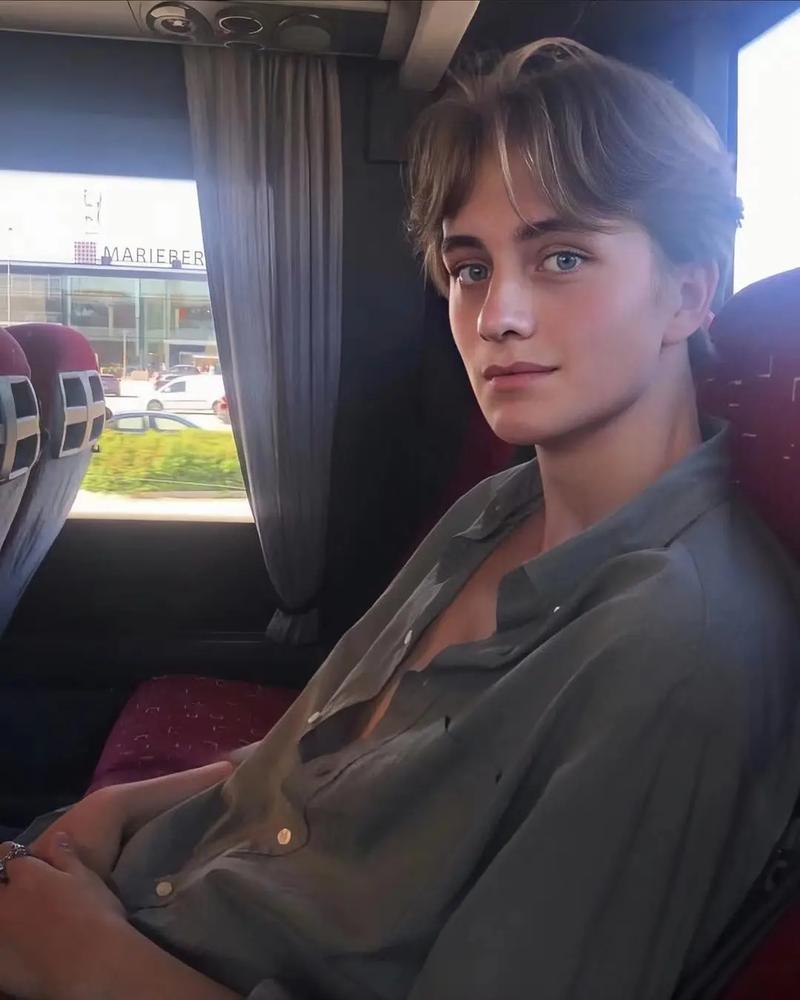 6686体育平台铁牌作者Gareth