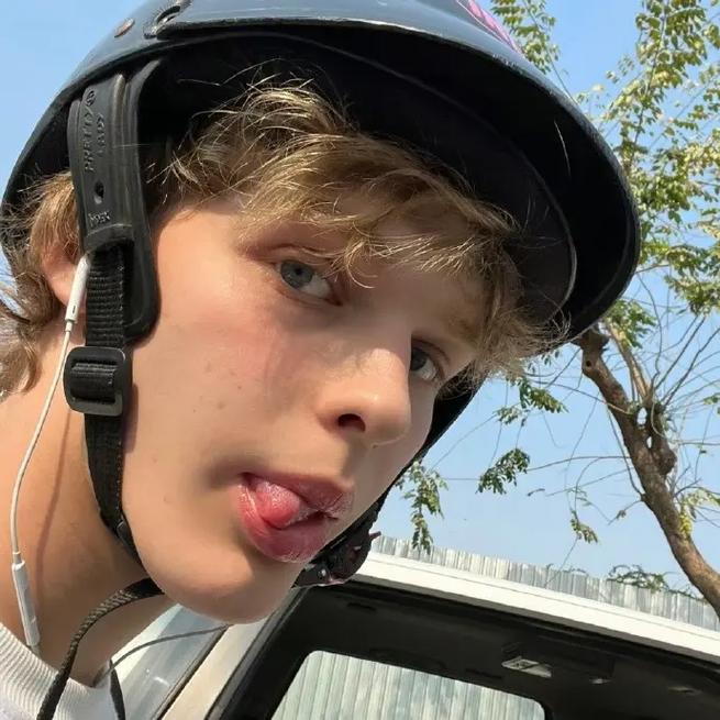 6686体育平台银牌作者梦忆沐歌