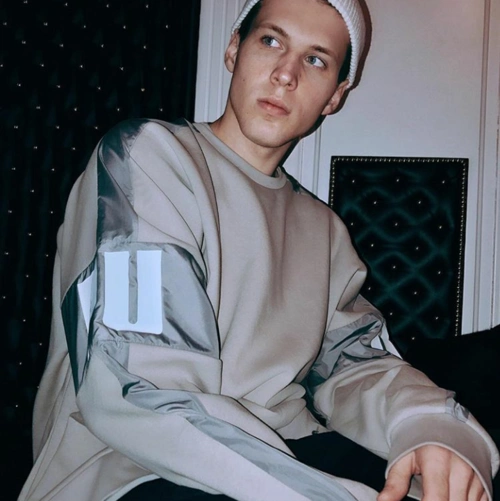 6686体育平台银牌作者Rory