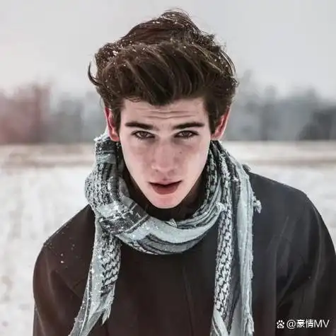 6686体育平台铁牌作者Laura