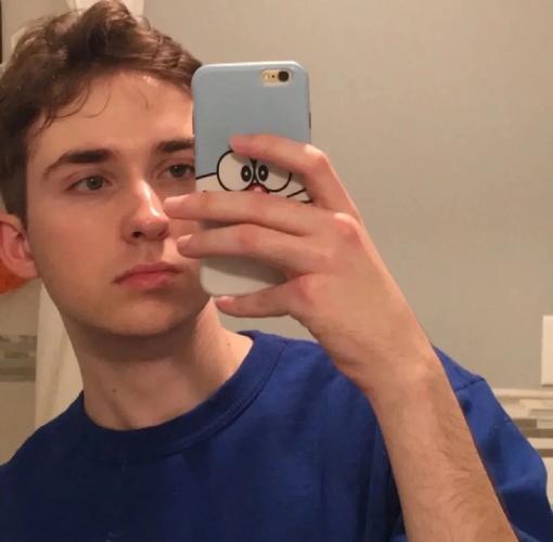 6686体育平台铁牌作者Gianna